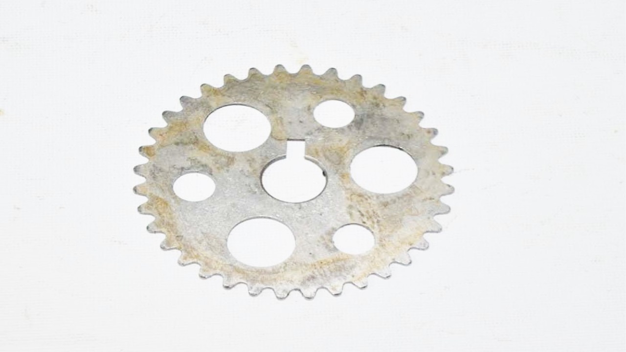 EKSANTRİK MİLİ DİŞLİSİ ( LH 600 )